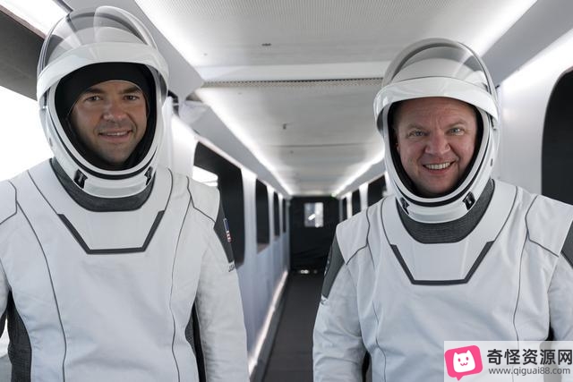 《草莓公馆:宇宙之旅回家》StrawberryMansion(2021)