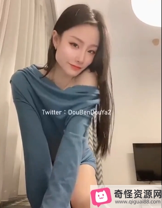 斗鱼美女主播逗本逗鸭私拍合集:高颜值身材高挑翘臀美腿,金主金丝鸟百度云超人气高质量浮力姬!