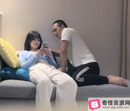 虎牙超人气宅男粉超爱精选网红《兰兰鹿鹿》交友门事件绝版合集(正片+抖音精选)【7V-2.5G度盘】