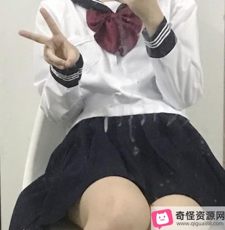 百合预警!大一学妹S/T恋爱日常:舌吻、打粑粑、双头龙、带把三角裤、指潮女同!1.8G25V