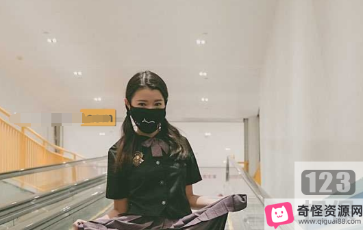 小猫妖瑜伽柔韧性写真图视频家庭主妇夏末狂奔,海边展示、夜道行走、隐秘的角落,鞋店展示,家里瑜伽动作,心跳加速,拍摄团队Twitter挣钱。