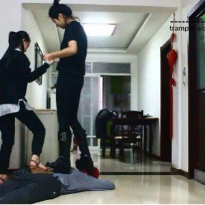 侑主服装羞辱视频12分钟完整版1280*720MP4