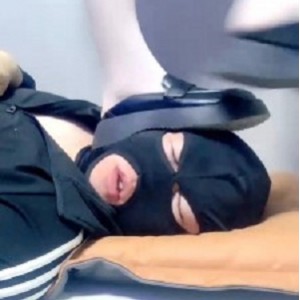 思思姐姐：强制拍摄犬化畜生，脚踩磕头，骑马转胯，高跟踩，耳光，bf29300，544*960，时长31分钟