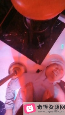 小露情侣KTV玩恋足犬双视角版JS23041301544*960时长119+50分钟