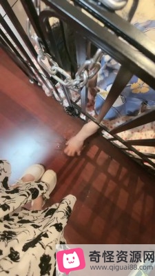 桃幼幼套路直播视频:关狗笼圈养、恋足舔脚,bf26404,544*960,时长71分钟