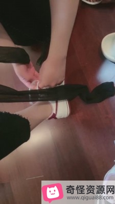 桃幼幼裸足臭脚踩地毯视频bf24516,544*960,63分钟