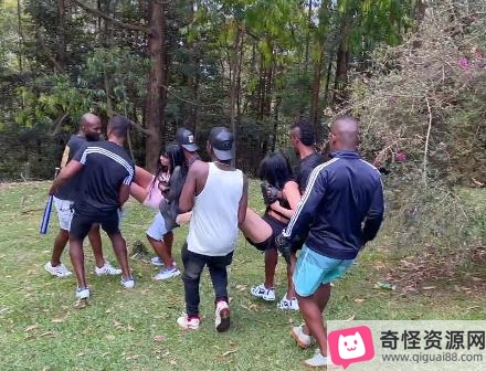 自由国最新作品合集3V-7.4G,黑鬼JIsabellaUzcategui,天天喊群,国内欧美黑人系列女主群对群拳J用嘴颜S下载观看