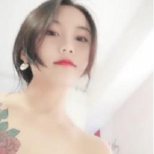 大学生援J妹教室经历：校花身材TCC下载观看