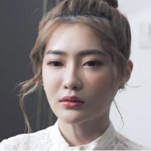 沈娜娜父女婚纱尴尬瞬间观看视频感人温馨