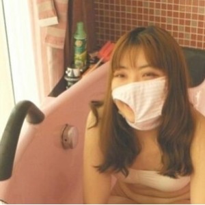 虎牙女神李小莫最新合集：超有尺度挑战极限视频大放送