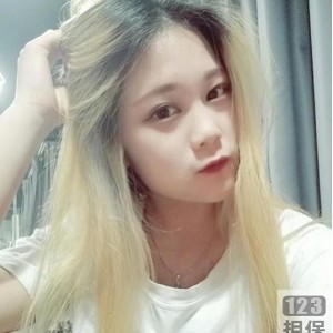 女神希妹私拍资源大长腿短裙身材经典，共20集9.5g，美足迷不容错过