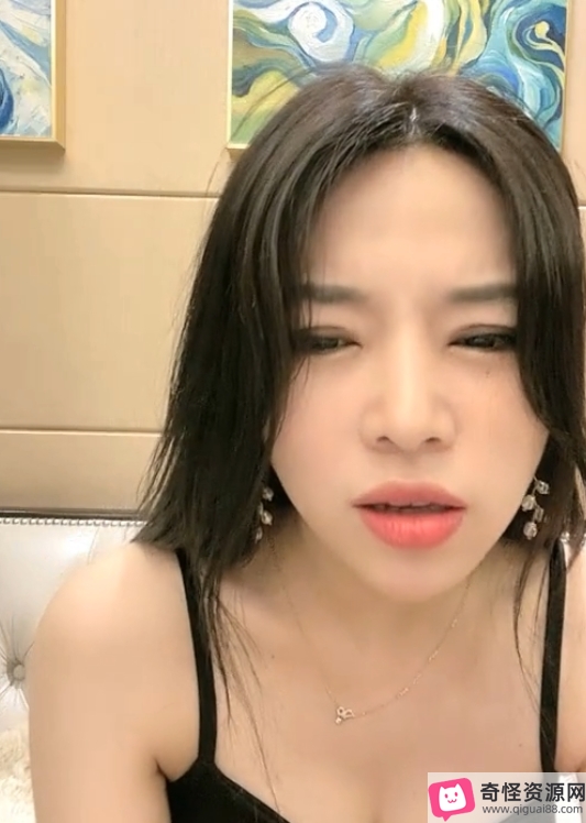 艺术小雅：大罩杯美腿主播，10.2G直播视频收藏