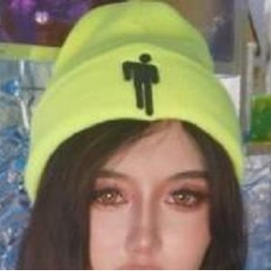 超人气某推粉嫩妹子美女星质罗莉浮力姬露西绝版合集_4V122M