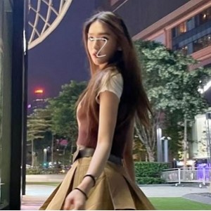 国外女网红Hannahowo吃鸡与onlyfans最新合集1V未知，精彩内容不容错过