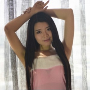 模特娜露私拍800M网盘312P太诱人了