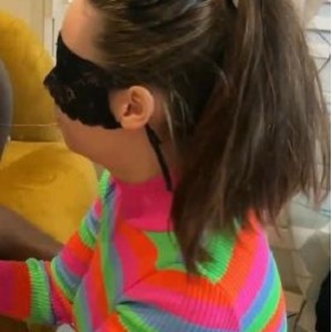 OnlyFans妻子巧克力双人舞2V[1.87G]绝妙滋味