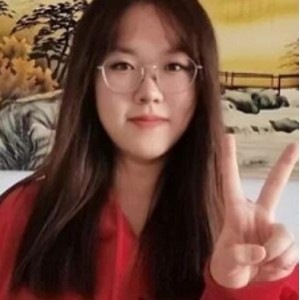 高清无水印176.1MB表姐卫生间私密视频1部诱人