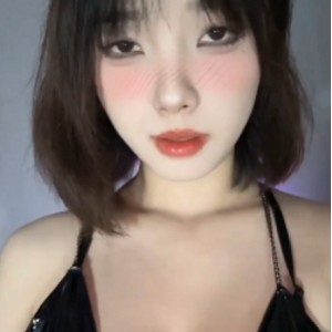 秘圈琳铛超反差私房合集2.75G动作大胆