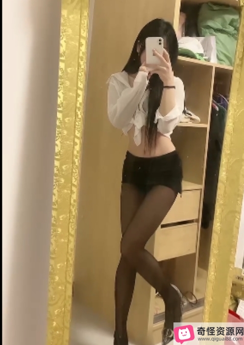 半糖主播脑袋困掉了私密视频9部526MB绝密收录