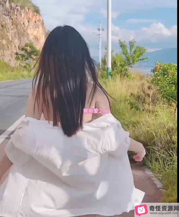 INS露娜Luna户外合集232部17G太顶了