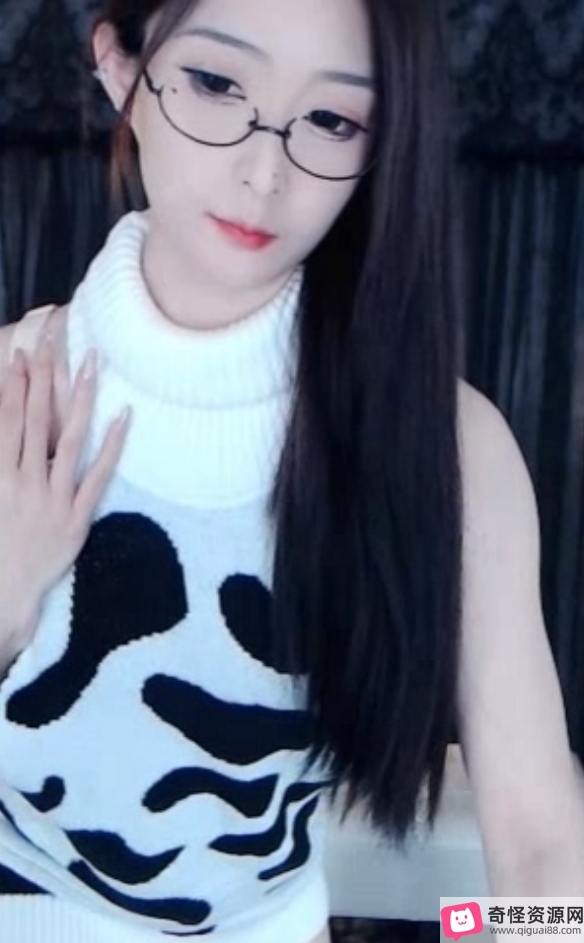 虎牙嘉映小5热舞10v4.41g超火辣