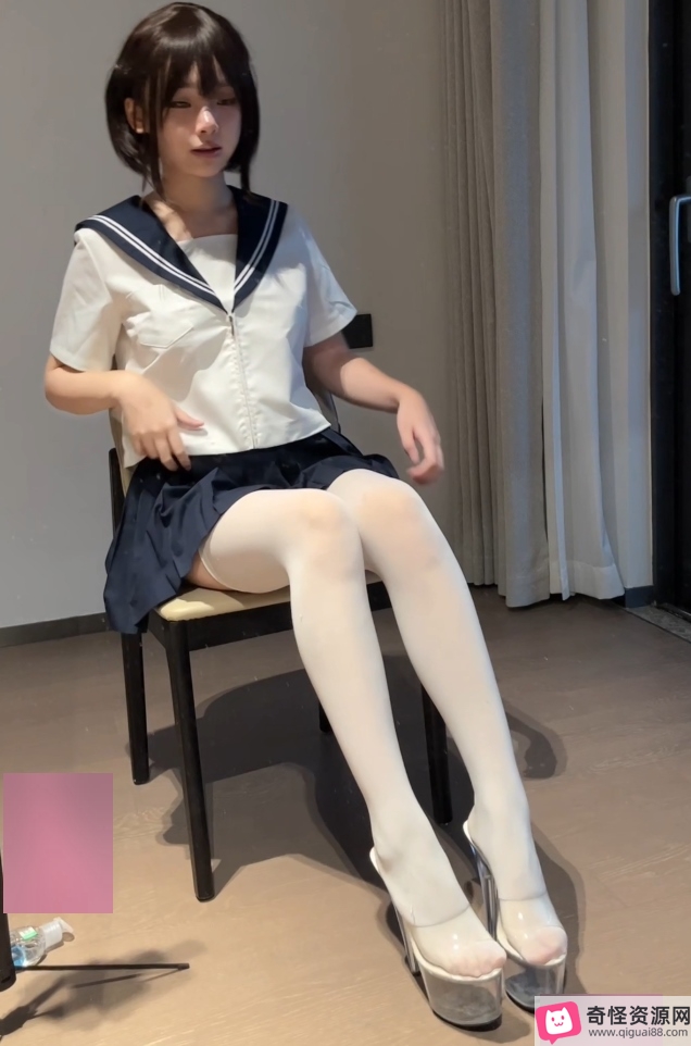 露脸合集悠宝三岁云盘资源3v2.42G火辣