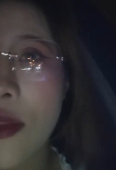 超上头361M某站眼镜美女互动视频1部