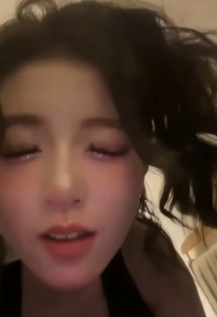 超顶15部高颜值少女微信定制视频合集2.38G