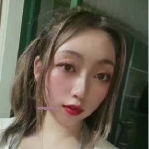 推特千萌Zheer姐妹花私拍合集1V367P555MB太撩人