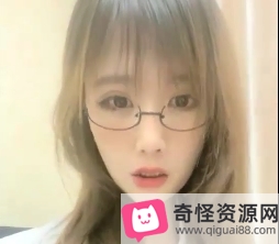 魅惑直播实录：丰腴御姐眼镜娘350M大尺码秀