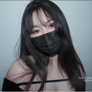 推特娜娜媚惑挑战猛男1V660M合集太妖娆