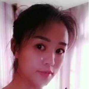 度盘少妇挤馒头汁合集16部1.07G，胀得发慌的美妙瞬间