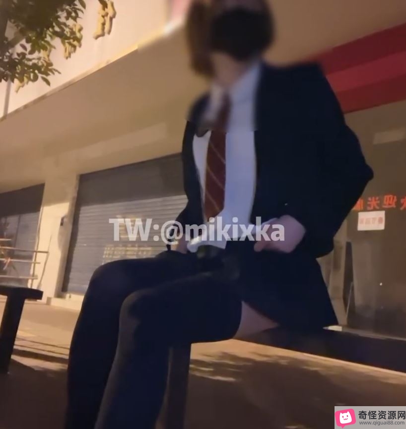 3.18G伪娘mikixka展示任务+打胶7部老王顶级烧货太骚了