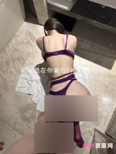推特夫妻私密游戏合集125部4.9G露脸三人行太会玩