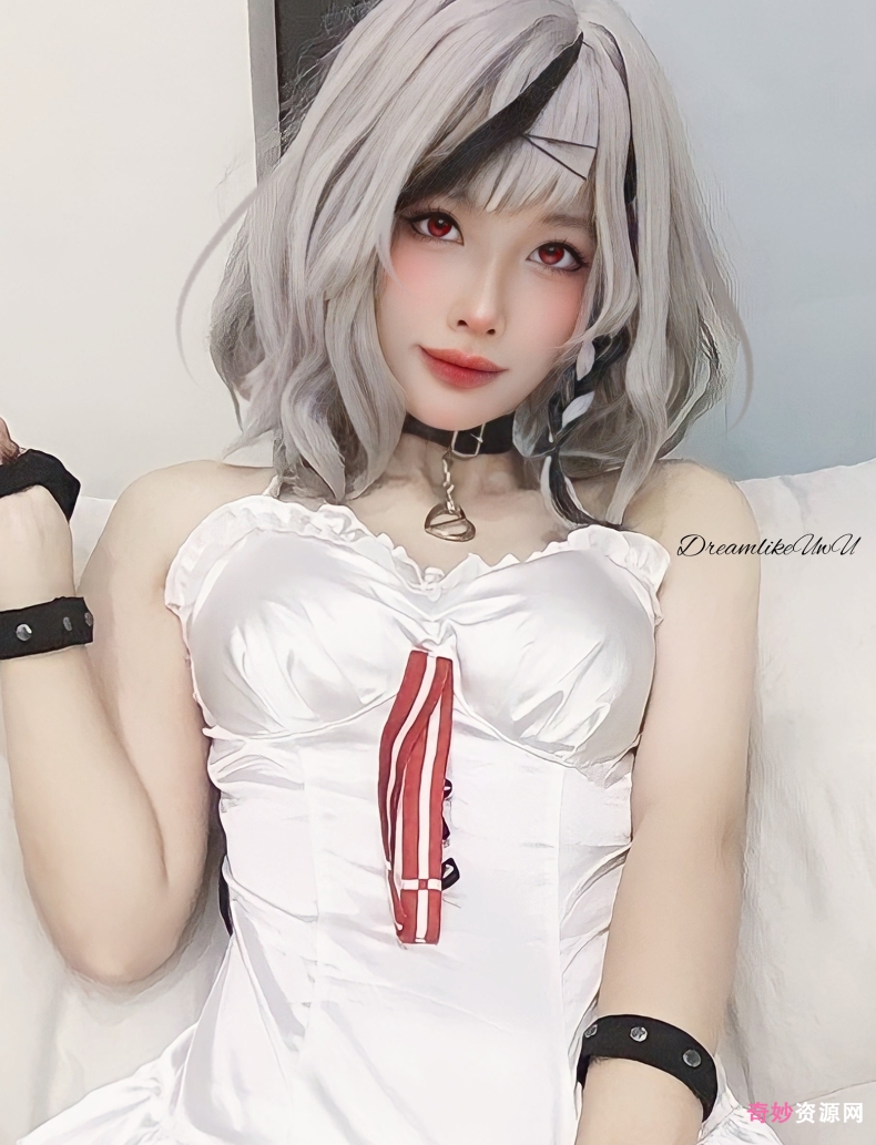 梦幻尤物DreamlikeUwU绝美典藏12套三人游39P+35V5.36G